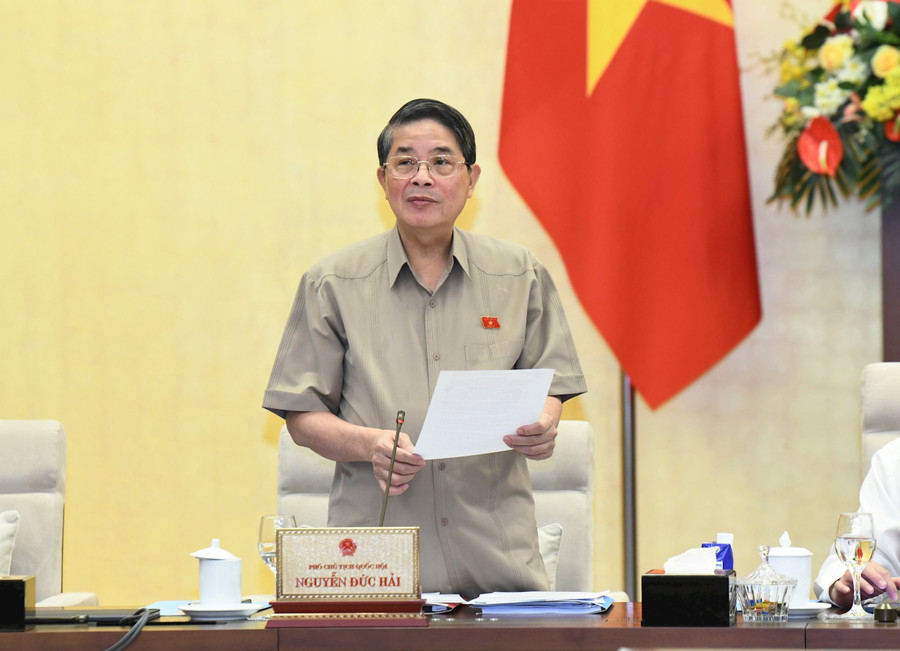 Phó Chủ tịch Quốc hội Nguyễn Đức Hải, Ủy ban Thường vụ Quốc hội điều hành phiên họp. xahoihoa.jpg
