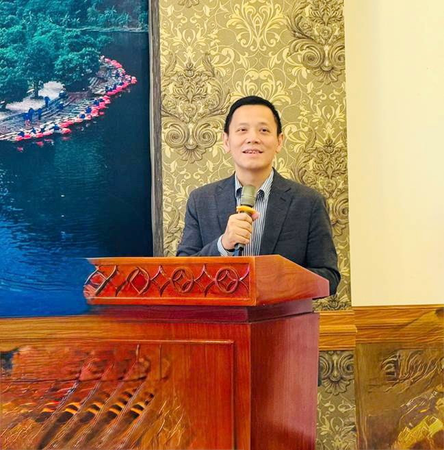 GS.TS Lê Anh Vinh – Viện trưởng Viện Khoa học Giáo dục Việt Nam. kinangchuyendoiso.jpg
