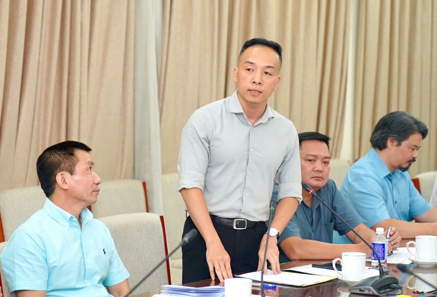 Ông Phạm Tiến Toàn - Phó Chánh Văn phòng Bộ GD&ĐT phát biểu tại buổi làm việc. baogiaoducvathoidaijpg5.jpg