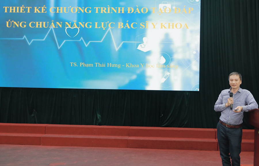 TS Phạm Thái Hưng - Khoa Y học lâm sàng (Học viện Y Dược học cổ truyền Việt Nam). mg-5263.jpg