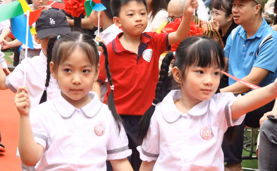 Học sinh Trường tiểu học Vĩnh Tuy (Vĩnh Hưng, Hà Nội).