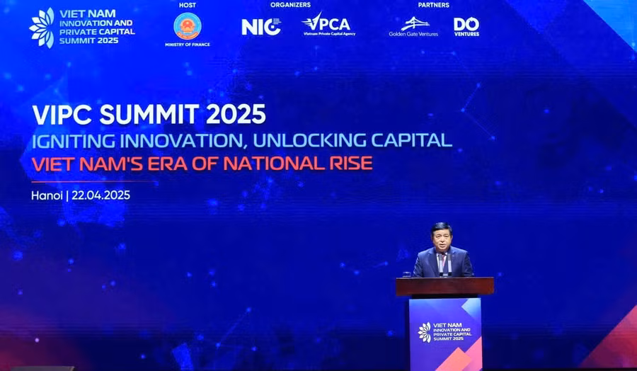 Phó Thủ tướng Chính phủ Nguyễn Chí Dũng phát biểu tại Diễn đàn.