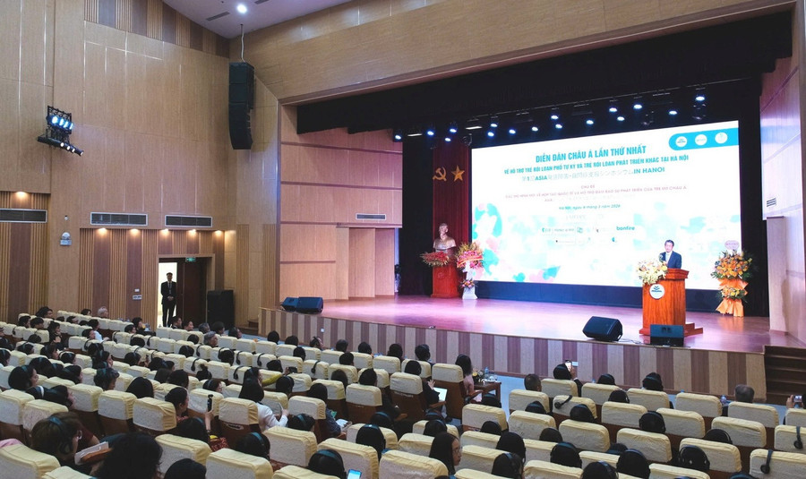 Toàn cảnh Diễn đàn. Ảnh: Lưu Diễm.