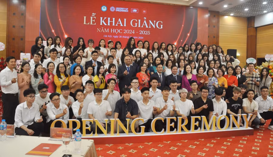 Sinh viên cần tránh tư tưởng học để có bằng