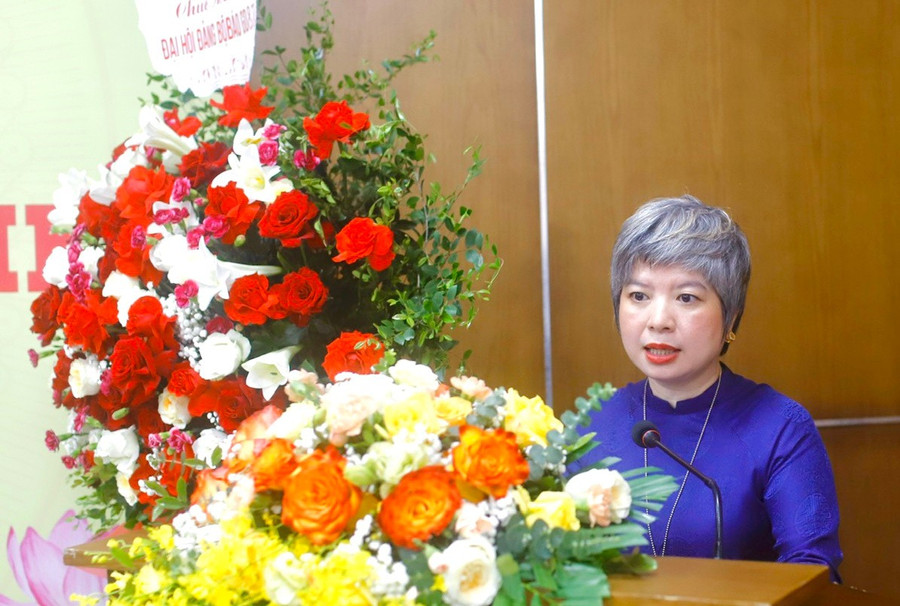 Đồng chí Dương Thanh Hương - Phó Bí thư Đảng ủy, Phó Tổng Biên tập Báo Giáo dục và Thời đại phát biểu tại Đại hội. baogiaoducvathoidaijpg9.jpg