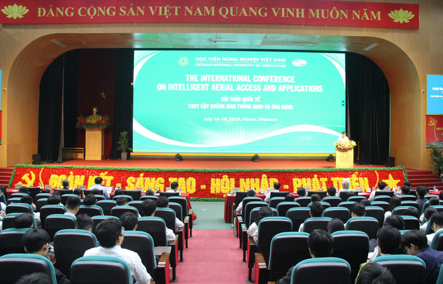 Toàn cảnh hội thảo.