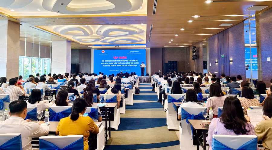 Toàn cảnh khóa tập huấn.