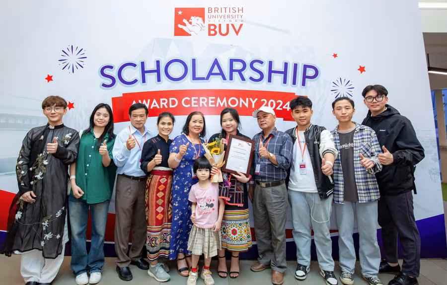 hocbongtraitimsutu (1).jpg