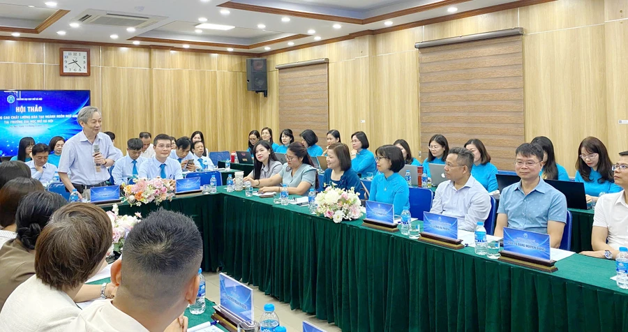 Quang cảnh hội thảo.