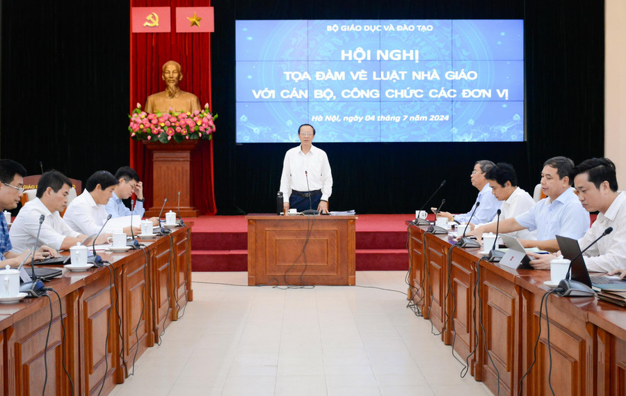 Toàn cảnh tọa đàm.