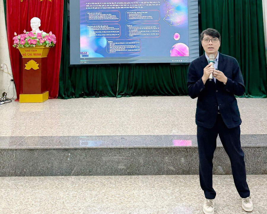 Chuyên gia của Viện Khoa học Giáo dục Việt Nam chia sẻ về thực trạng năng lực AI của đội ngũ giáo viên phổ thông. aijpg1.jpg