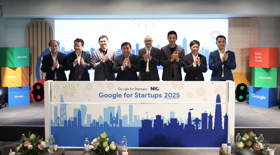 Công bố chương trình năm 2025.