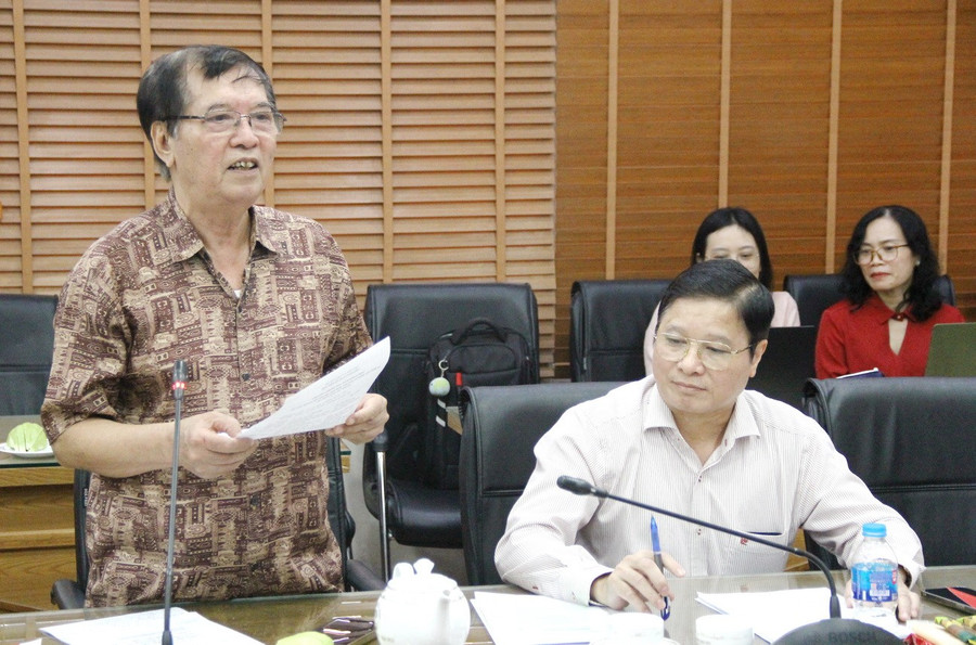 Chuyên gia, nhà khoa học chia sẻ tại Tọa đàm. img-2804.jpg