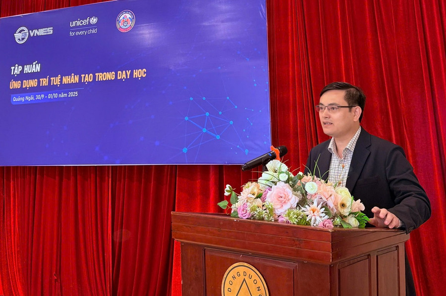 Ông Đỗ Đức Lân - Phó Giám đốc phụ trách Trung tâm Hợp tác Phát triển (Viện Khoa học Giáo dục Việt Nam). khungnanglucai.jpg