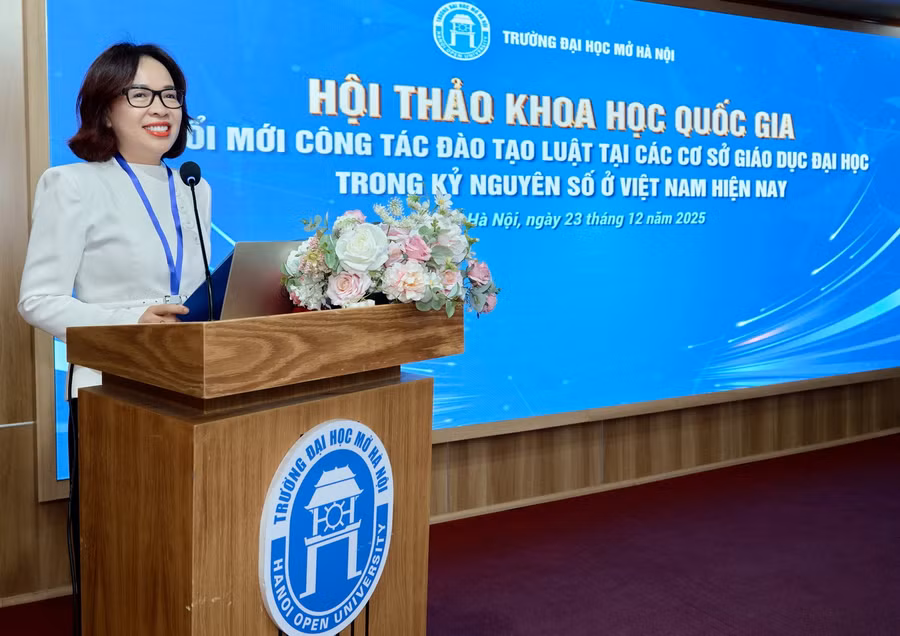 1-pgsts-nguyen-thi-nhung-hieu-truong-truong-dai-hoc-mo-ha-noi.jpg