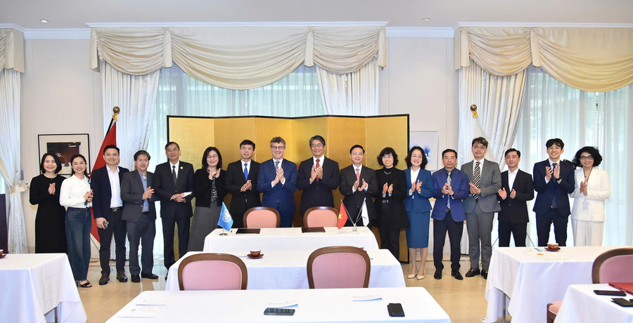 Các đại biểu tham dự Lễ ký kết.