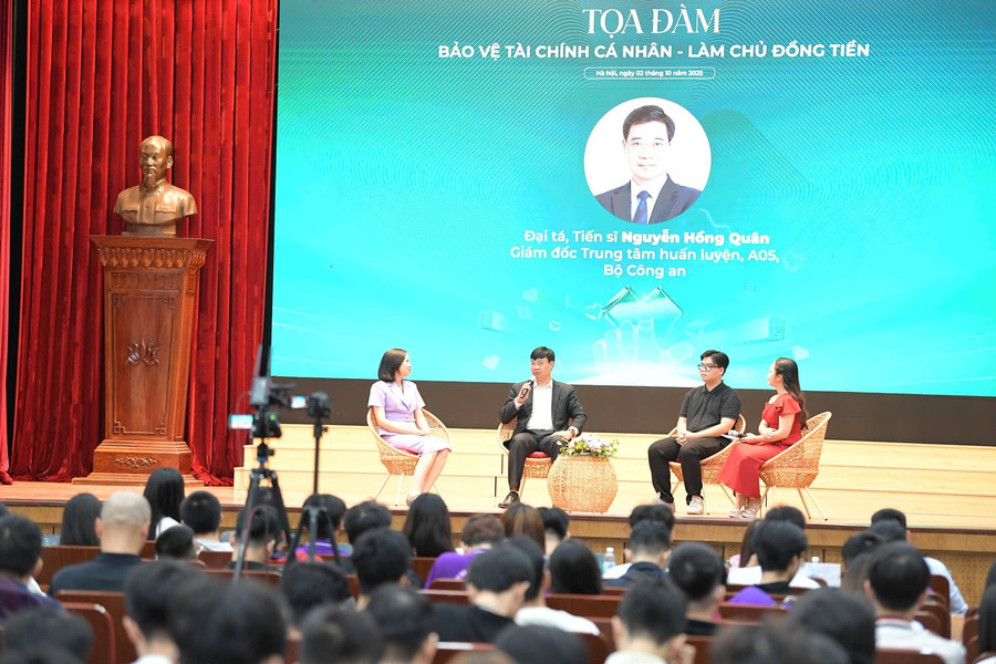 Toàn cảnh tọa đàm.