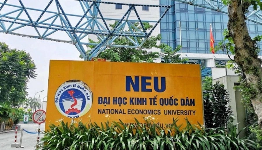 Đại học Kinh tế Quốc dân là cơ sở giáo dục đại học công lập trực thuộc Bộ GD&ĐT.