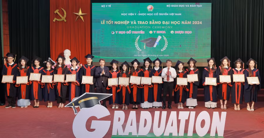 yhoccotruyen (3).JPG