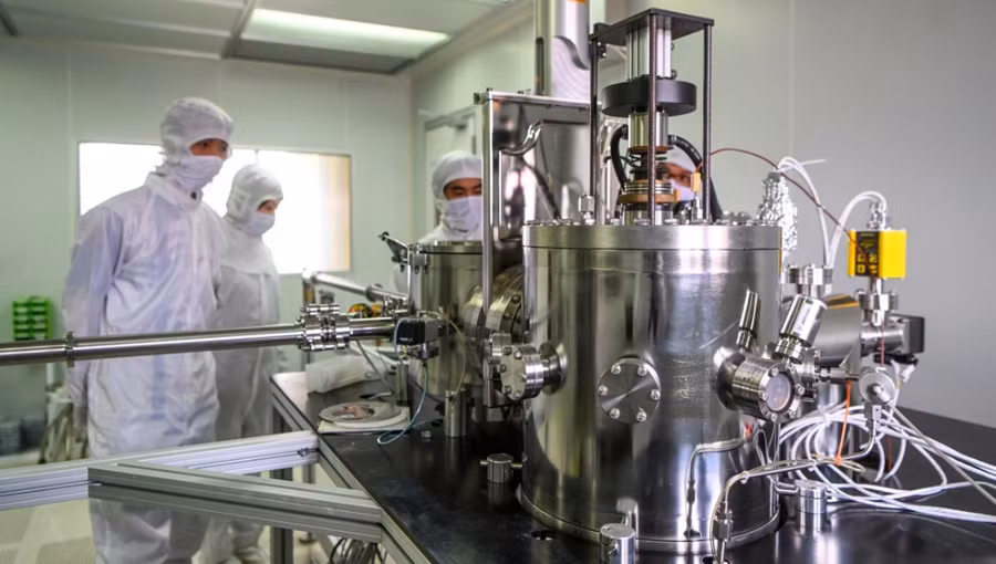 Bên trong phòng Lab của ĐH Quốc gia Hà Nội. Ảnh: VNU.