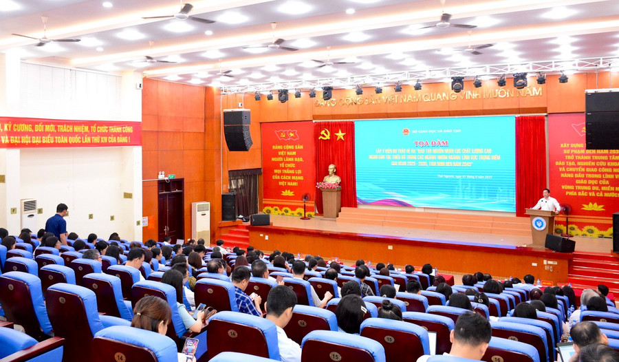 Toàn cảnh Tọa đàm.