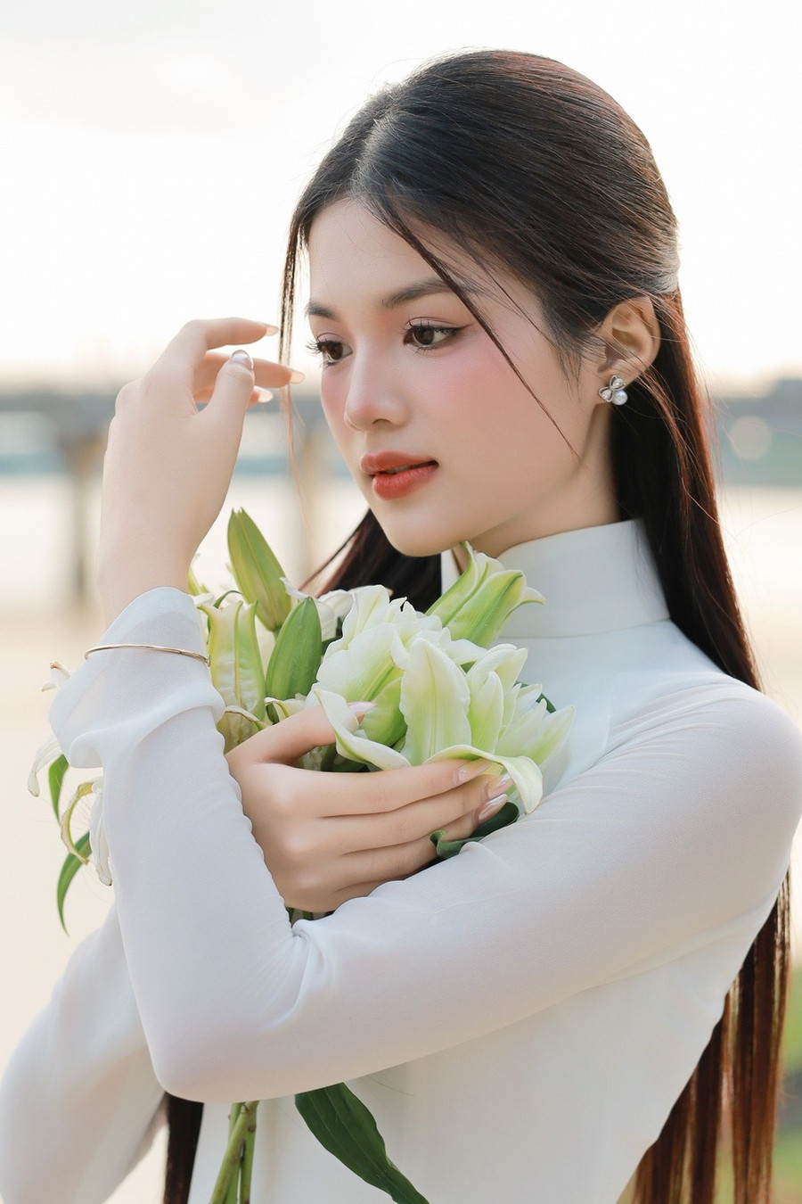 Nét đẹp 'nàng thơ' của nữ sinh. img-0272.jpg