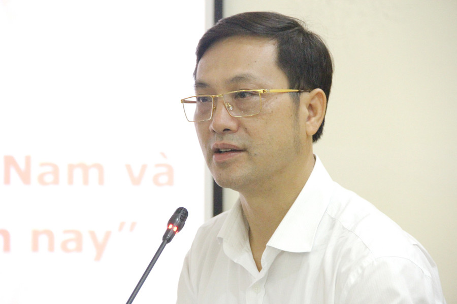 PGS.TS Phạm Văn Thuần – Giám đốc Học viện Quản lý giáo dục phát biểu khai mạc Tọa đàm. img-2765.jpg