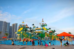 Vinhomes Grand Park đông kín fan chờ đón siêu nhạc hội 8WONDER Winter