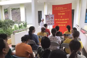 Hội KHHGĐ tỉnh truyền thông về chăm sóc SKSS-KHHGĐ, bình đẳng giới cho phụ nữ ở xã Thanh Sơn (huyện Ba Chẽ).