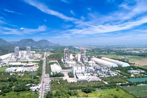 Toàn cảnh nhà máy Xi măng Long Sơn tại Phường Đông Sơn, thị xã Bỉm Sơn tỉnh Thanh Hóa