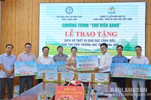 Hành trình hỗ trợ giáo dục cho trẻ em vùng bão lũ tại các tỉnh miền núi