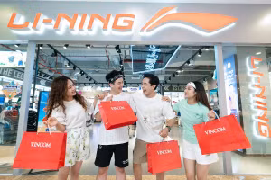 'Quẩy hết mình, gặt ngàn deal khủng' tại Vincom Red Sale 2024