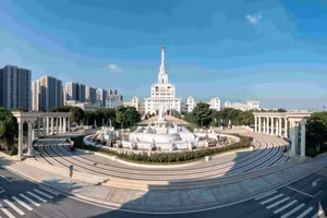 Trường Đại học VinUni - đại học tinh hoa và tư thục phi lợi nhuận đầu tiên tại Việt Nam, tọa lạc tại đại đô thị Vinhomes Ocean Park (Gia Lâm, Hà Nội)