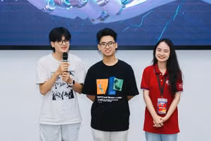 Here UWE Go 2024 khép lại nhưng mở ra 4 năm học đầy trải nghiệm cho các tân sinh viên.