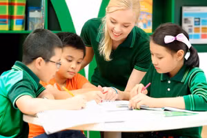 Học thông minh– sống bản lĩnh: Chương trình phát triển toàn diện tại HDI English