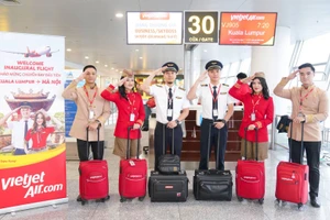 Vietjet chào mừng chuyến bay đầu tiên giữa Kuala Lumpur và Hà Nội