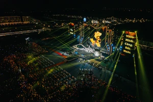 Mãn nhãn với 'siêu sân khấu' tại Đại nhạc hội T&T City Millennia
