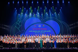 Diễn ra 5 năm một lần, Đại hội Cháu ngoan Bác Hồ Toàn quốc là “ngày hội lớn” của thiếu nhi Việt Nam, nhằm biểu dương những gương thiếu nhi có thành tích xuất sắc tiêu biểu trong học tập, rèn luyện, thi đua thực hiện tốt 5 điều Bác Hồ dạy. Trong lần tổ chức thứ 10, đại hội có 500 đại biểu - đại diện cho gần 16 triệu thiếu niên, nhi đồng cả nước – tham dự.