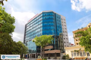 Trường Đại học Thương mại là cơ sở giáo dục đại học công lập uy tín, định hướng phát triển thành đại học đa ngành, chất lượng cao và hội nhập quốc tế