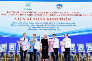 Viện Kế toán - Kiểm toán. NEU nhận Chứng nhận đạt chuẩn chất lượng theo tiêu chuẩn của tổ chức kiểm định quốc tế FIBAA 