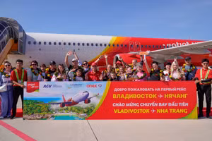 Vietjet khai trương các chuyến bay đầu tiên từ Vladivostok và Khabarovsk đến Nha Trang.