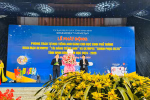 Ninh Bình: Phát động phong trào học sinh THPT tự học Tiếng Anh 