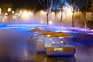 Vẻ đẹp siêu thực trên Dòng sông Ánh sáng T&T City Millennia