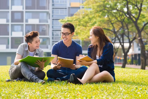 Sinh viên New Zealand bị ảnh hưởng khi trường thiếu ngân sách.