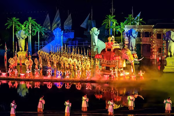 Một phân cảnh trong show Ký ức Hội An. Ảnh: ITN. 