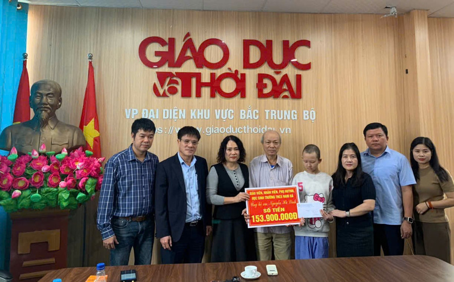 Các tấm lòng nhân ái chung tay hỗ trợ hoàn cảnh của em Hà Linh (Sn 2013, P. Thành Sen, Hà Tĩnh).