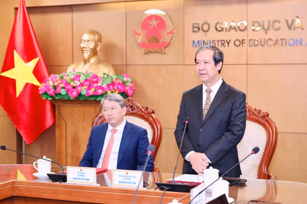 Bộ trưởng Bộ GD&ĐT Nguyễn Kim Sơn đánh giá cao vai trò phối hợp của Bộ Tư pháp về công tác pháp chế trong những năm qua. 