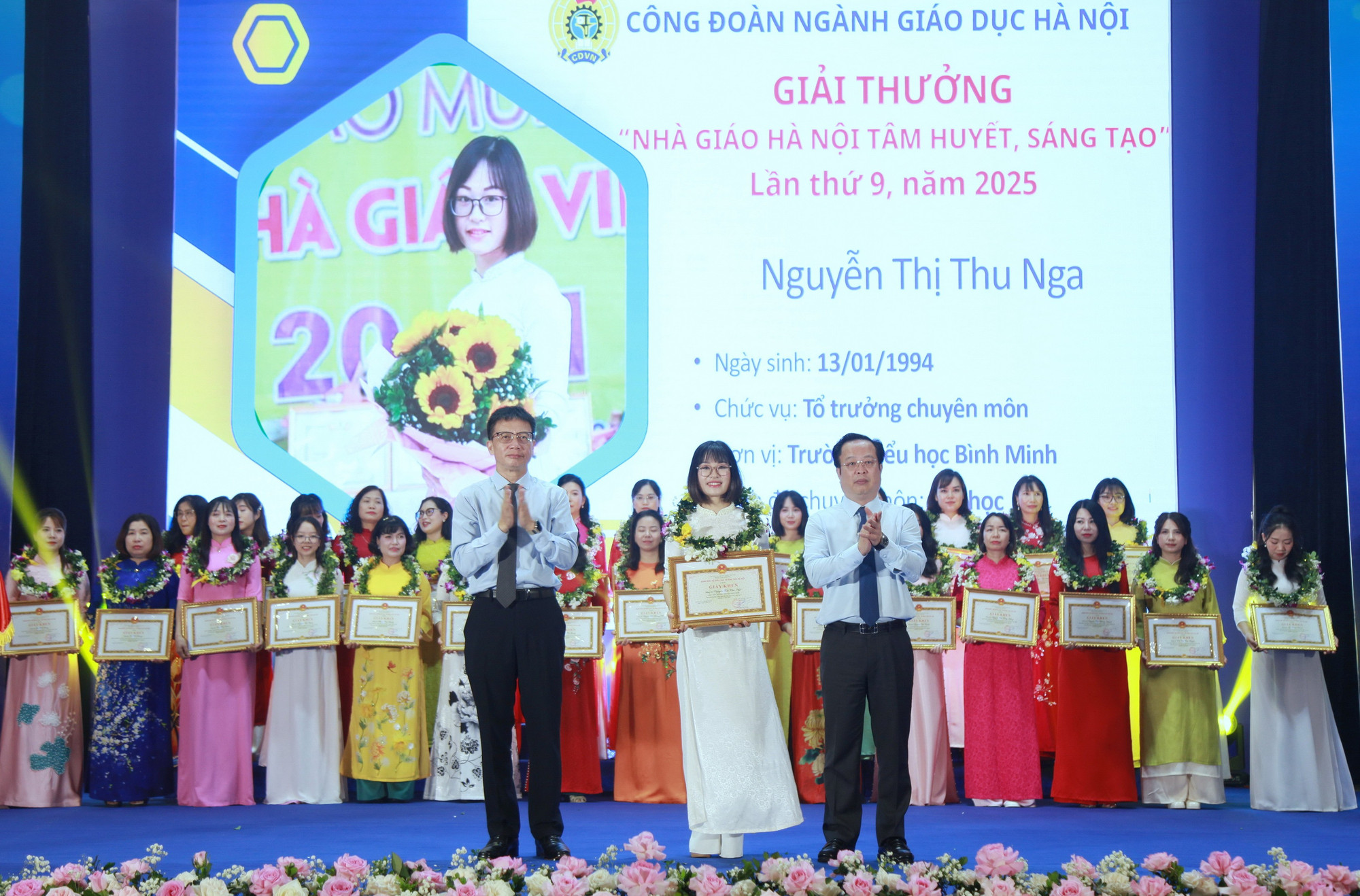 Cô Nguyễn Thị Thu Nga nhận giải thưởng Nhà giáo Hà Nội tâm huyết sáng tạo lần thứ 9, năm 2025. img-0441.jpg
