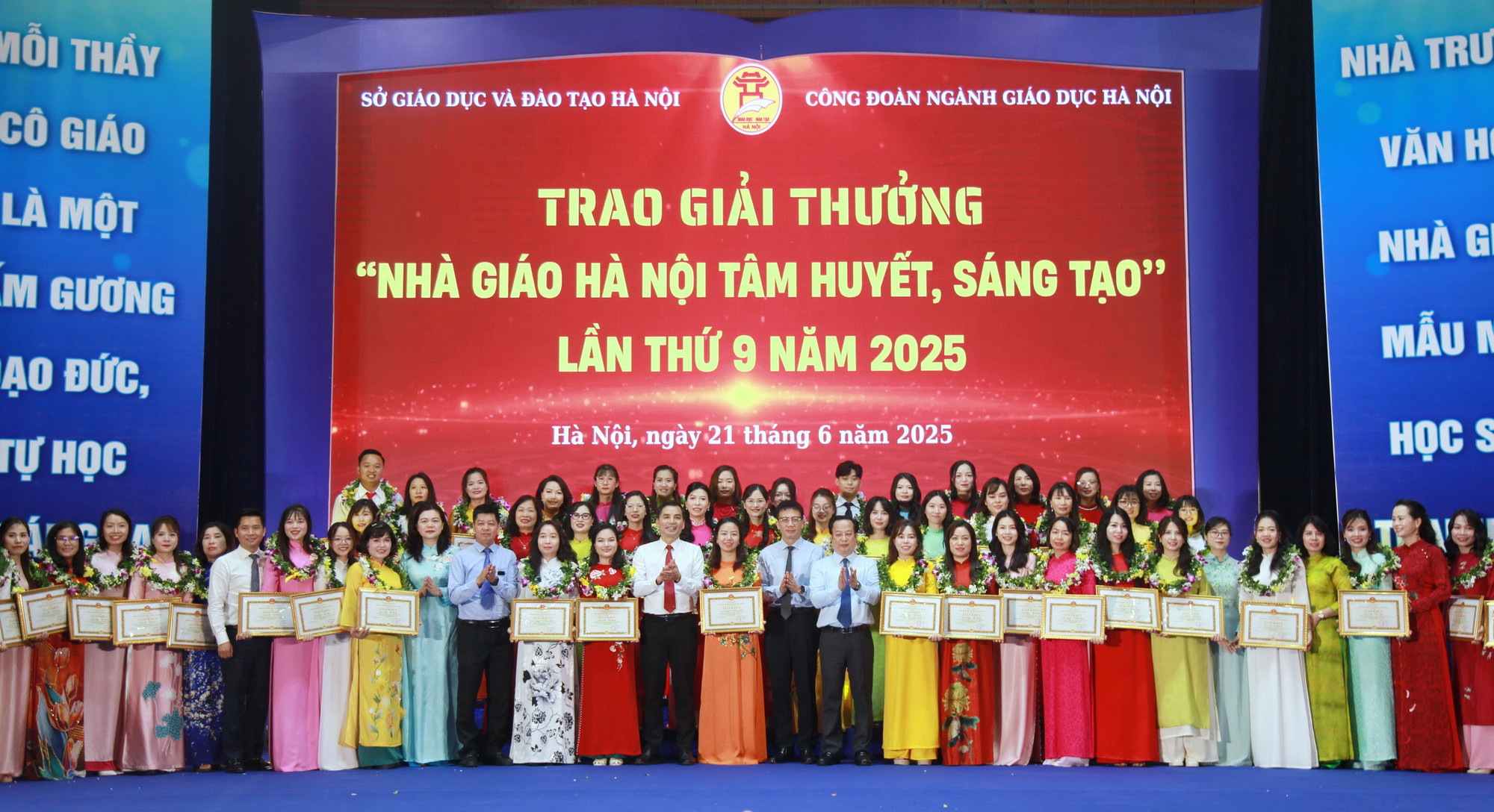 Trao giải thưởng Nhà giáo Hà Nội tâm huyết sáng tạo lần thứ 9, năm 2025.