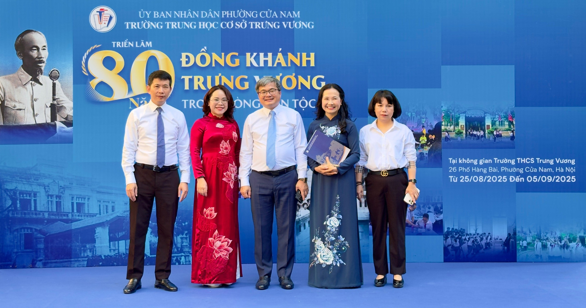 Chất lượng giáo dục toàn diện và mũi nhọn của Trường THCS Trưng Vương tiếp tục được nâng cao, giữ vững vị trí lá cờ đầu của quận Hoàn Kiếm cũ, nay là phường Cửa Nam. 2.jpg